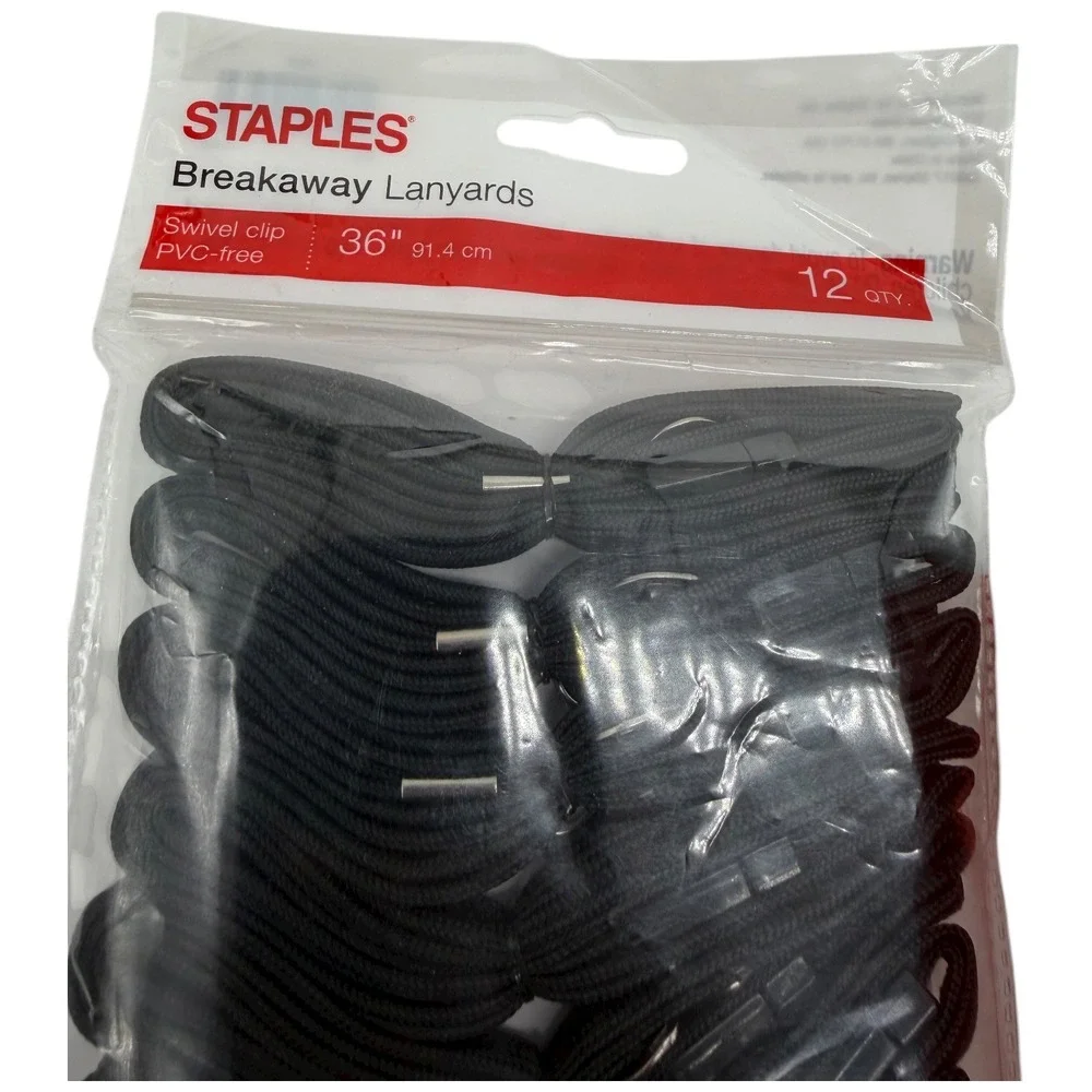 Staples Nylon Badge Holders Adjustable PVC Free 10 QTY & Breakaway‎ Lanyards
